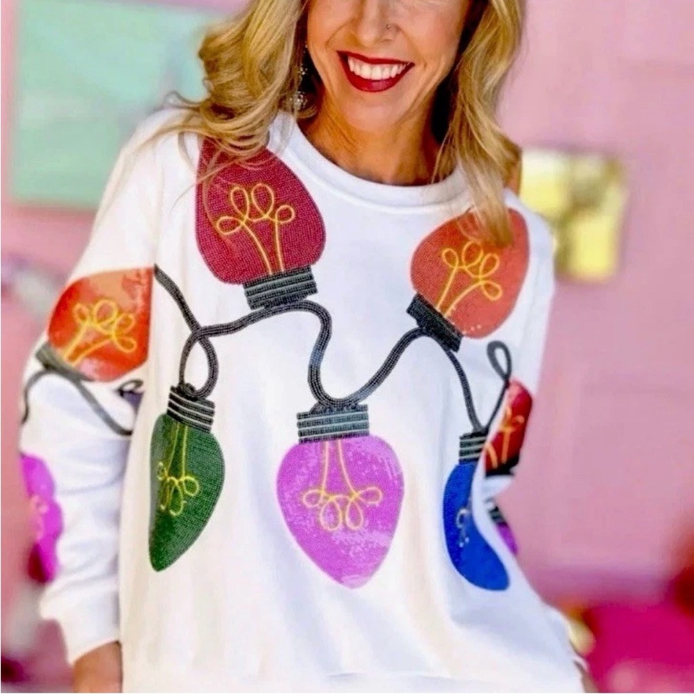 🎄Queen Of Sparkles XL (Oversized) Christmas Lights Sequined Sweatshirt EUC - Picture 3 of 6